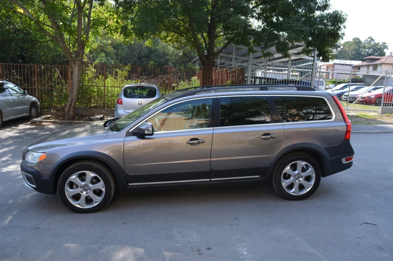 Volvo Xc70 d5, снимка 5 - Автомобили и джипове - 47323613