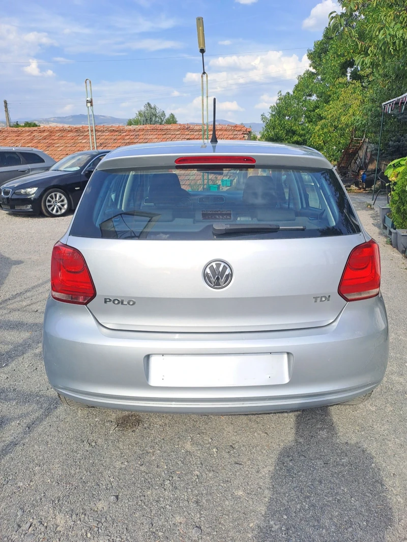 VW Polo 1.6TDI, снимка 5 - Автомобили и джипове - 47383405