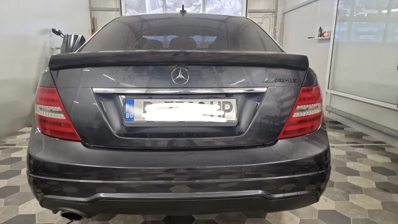 Mercedes-Benz C 250 AMG, снимка 3 - Автомобили и джипове - 48229244