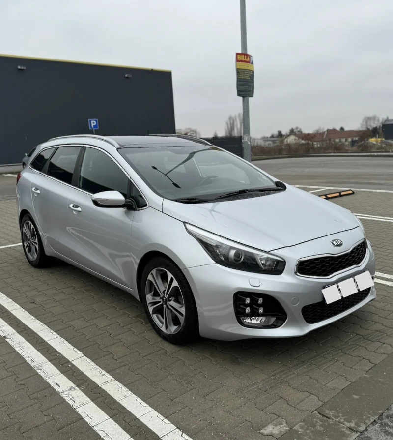 Kia Ceed GT LINE Panorama , снимка 1 - Автомобили и джипове - 48269785