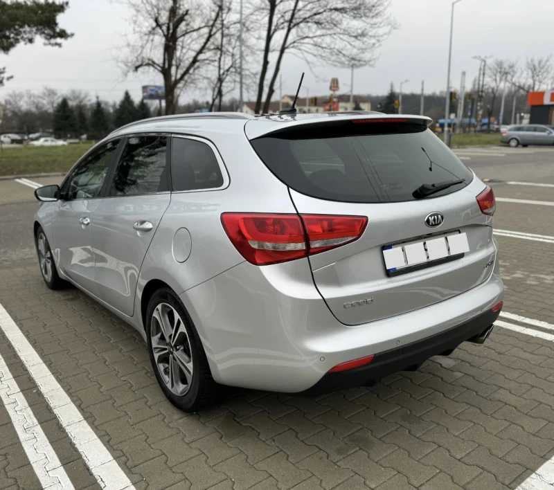 Kia Ceed GT LINE Panorama , снимка 5 - Автомобили и джипове - 48269785