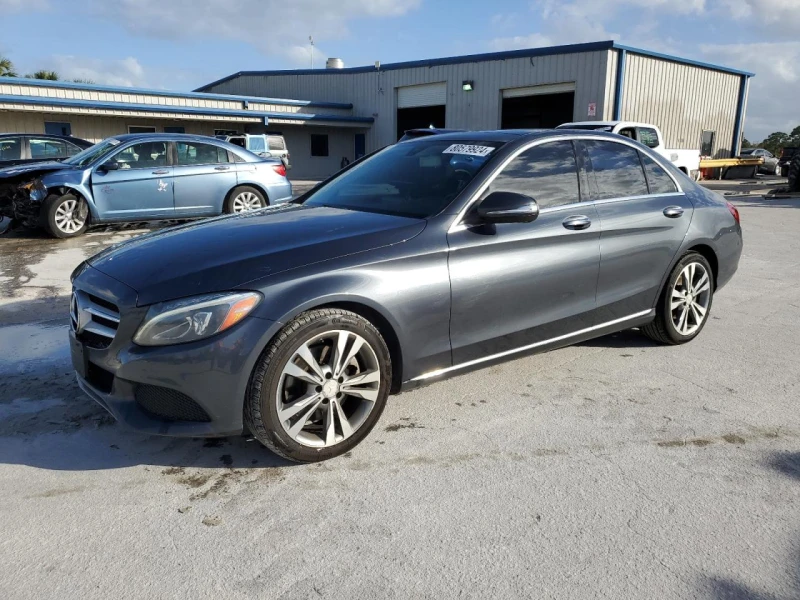 Mercedes-Benz C 300 4MATIC, снимка 1 - Автомобили и джипове - 48330313