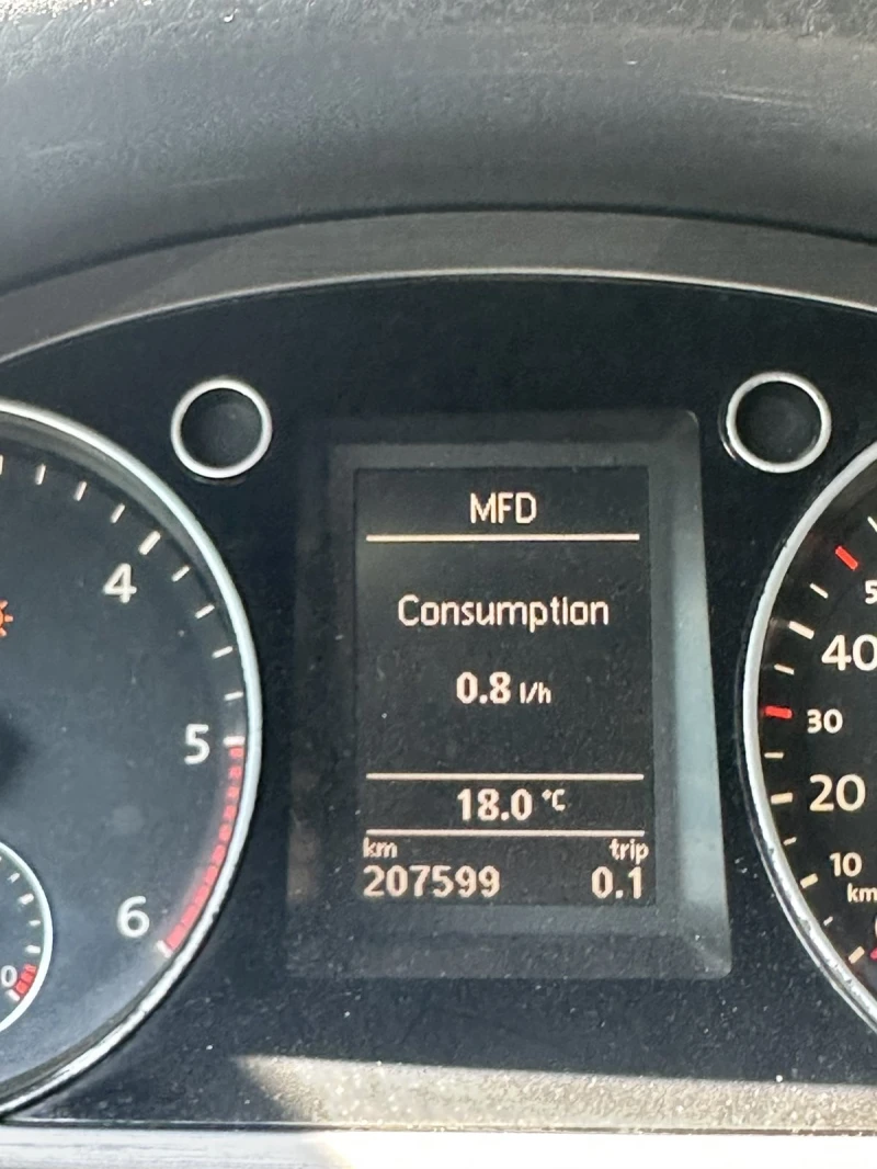 VW Passat 2, 0 TDi 4MOTiON, снимка 9 - Автомобили и джипове - 50012794