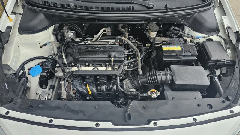 Hyundai I20 1.2i  EURO6 , снимка 15 - Автомобили и джипове - 51866533