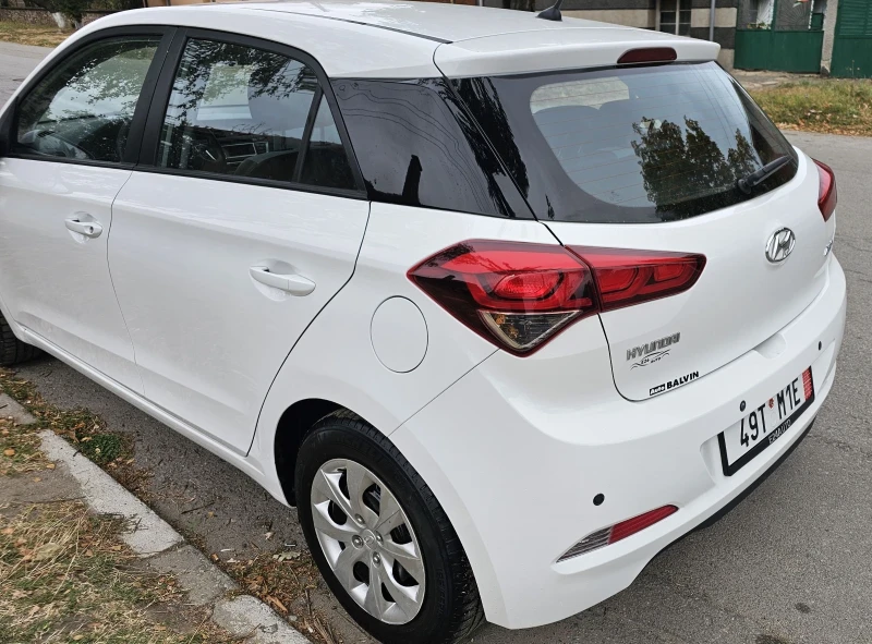 Hyundai I20 1.2i  EURO6 , снимка 4 - Автомобили и джипове - 51866533