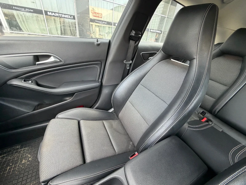 Mercedes-Benz CLA 220 2.2CDI* 7G* Автоматик* Кожен* Салон, снимка 14 - Автомобили и джипове - 51922883