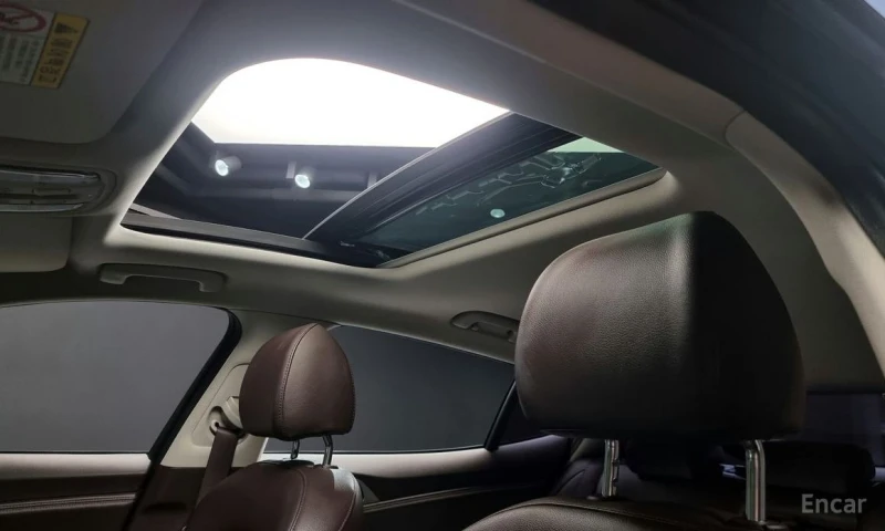 Kia Stinger 2.2 Diesel 2WD * НАЙ-ДОБРА ЦЕНА В БЪЛГАРИЯ* , снимка 15 - Автомобили и джипове - 51966554