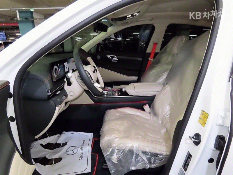 Genesis GV80 COUPE 3.5 Т 2024 AWD ЛИЗИНГ БЕЗ ПЪРВОНАЧАЛНА ВН., снимка 6 - Автомобили и джипове - 52773535