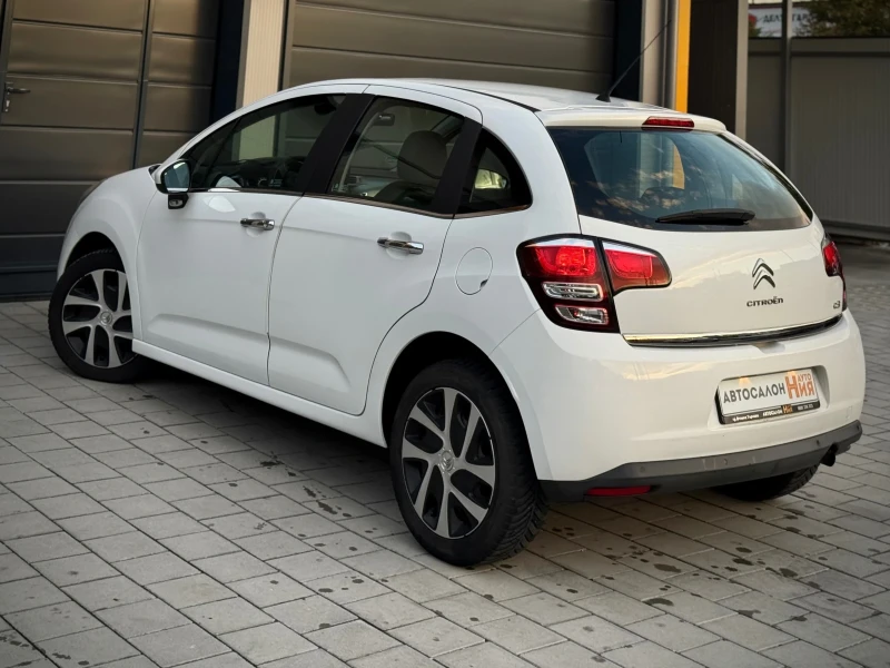 Citroen C3 1.2i * Navi* Panorama* LED* , снимка 5 - Автомобили и джипове - 52003693