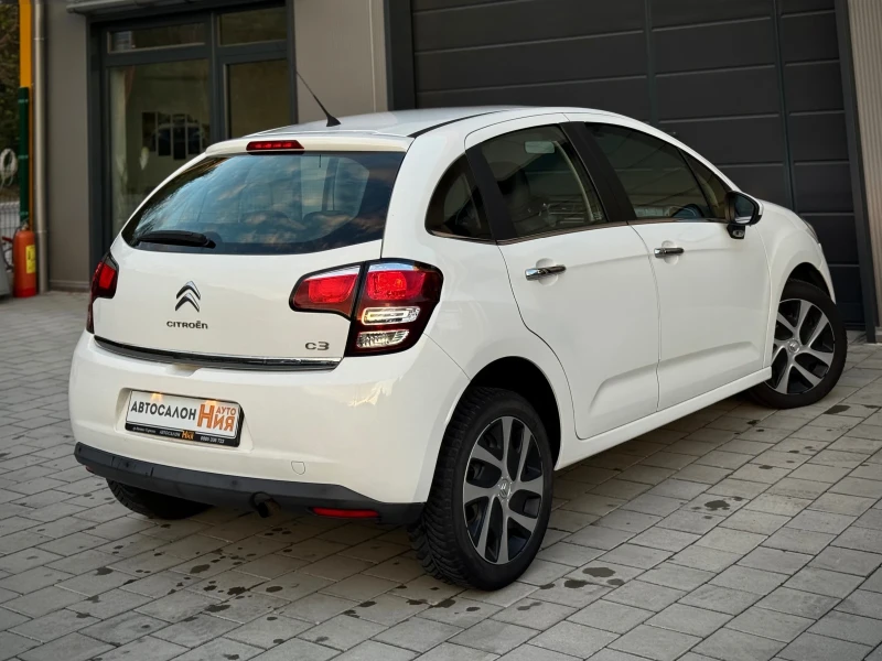 Citroen C3 1.2i * Navi* Panorama* LED* , снимка 6 - Автомобили и джипове - 52003693