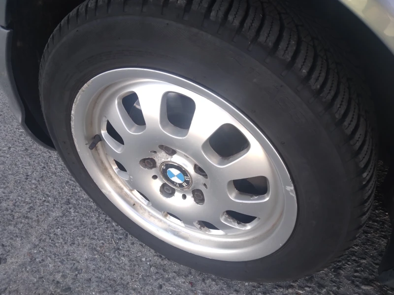 BMW 325, снимка 8 - Автомобили и джипове - 52540562