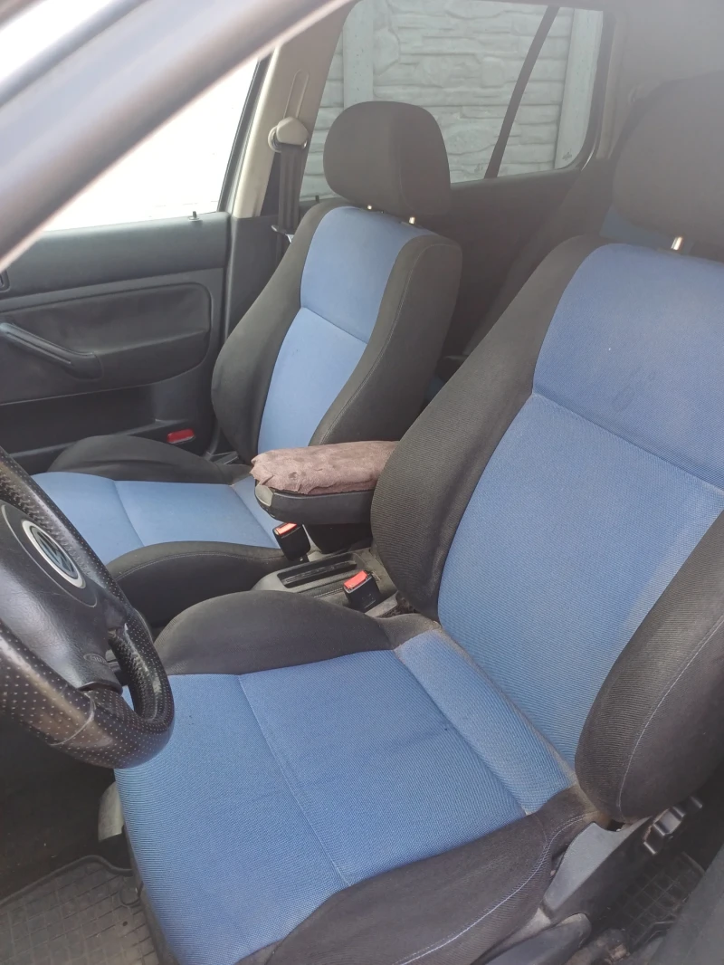 VW Golf, снимка 6 - Автомобили и джипове - 52864605