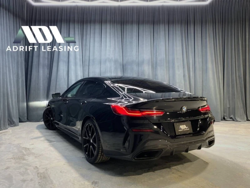 BMW 850 * M850i xDrive* CARFAX * ЦЕНА ДО БЪЛГАРИЯ, снимка 3 - Автомобили и джипове - 52969003