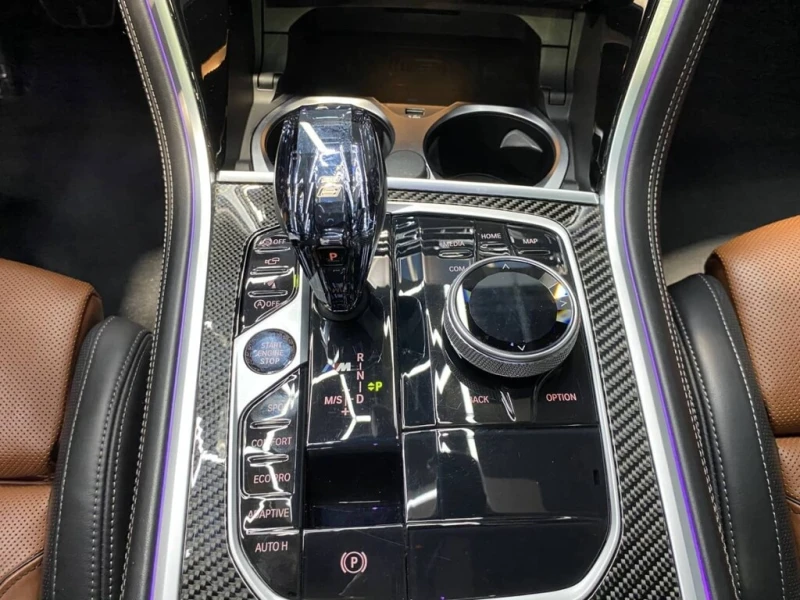 BMW 850 * M850i xDrive* CARFAX * ЦЕНА ДО БЪЛГАРИЯ, снимка 17 - Автомобили и джипове - 52969003