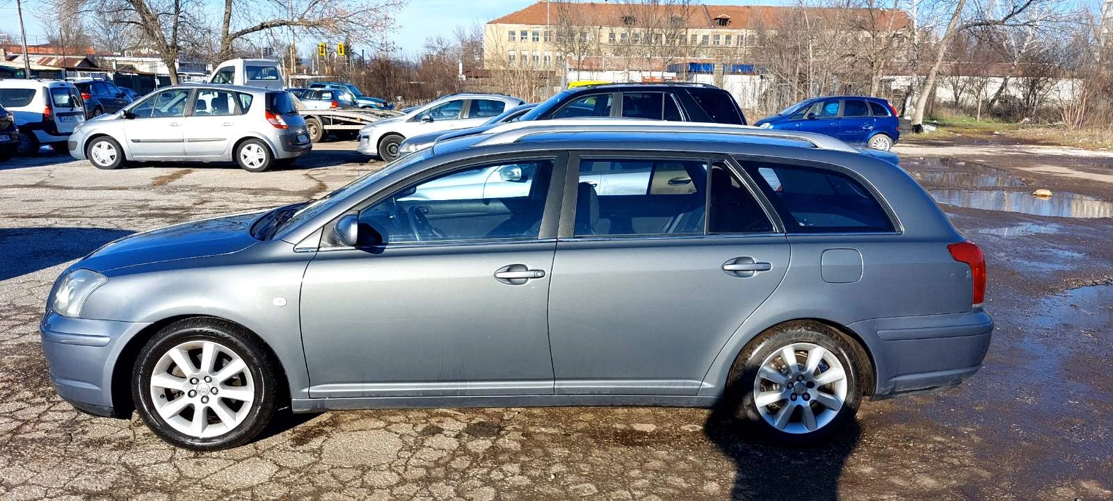 Toyota Avensis, снимка 1