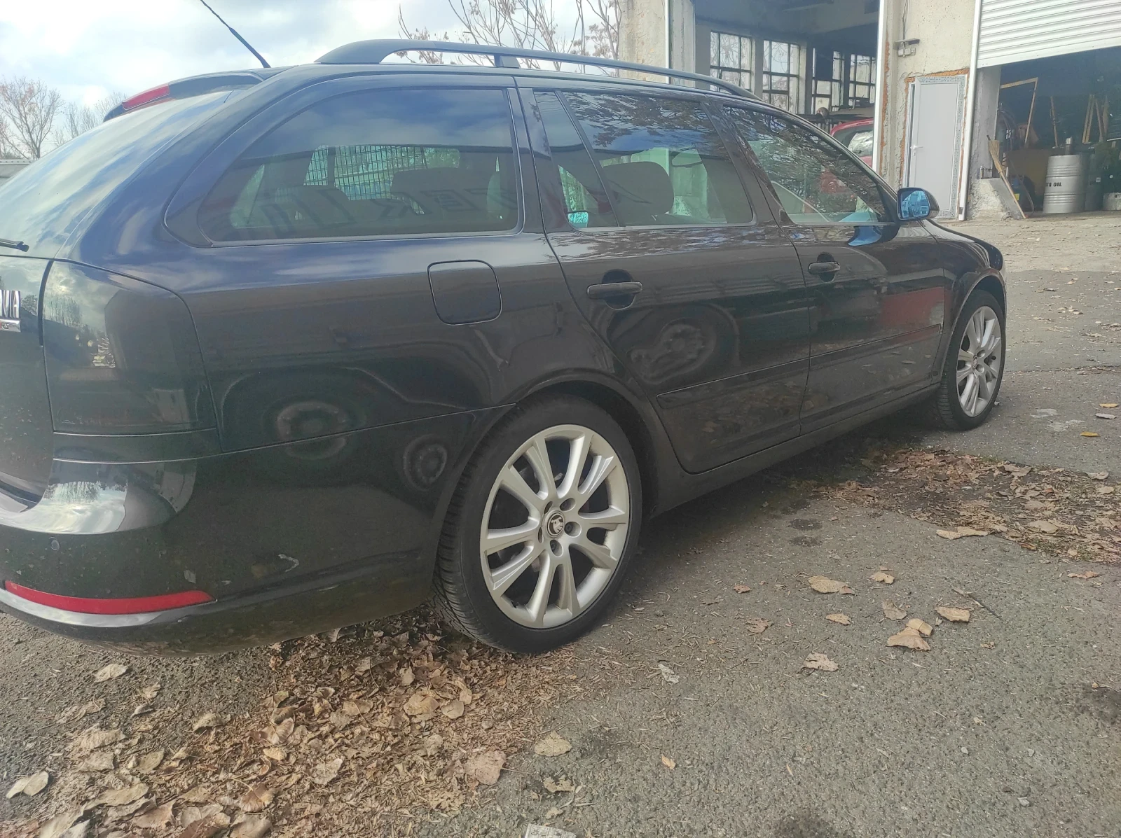 Skoda Octavia VRS 2.0 TDI COMMON RAIL - изображение 3