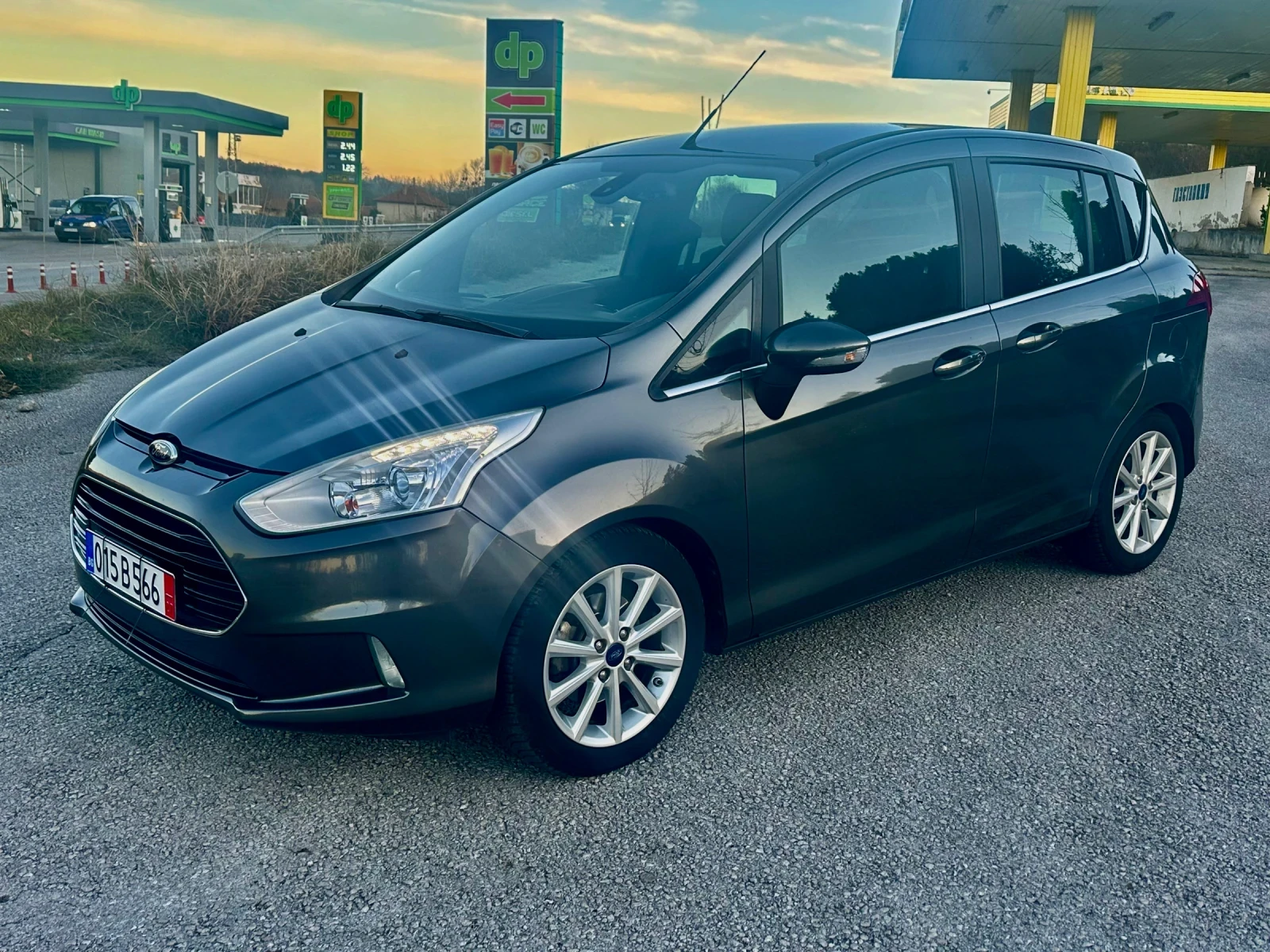 Ford B-Max 1.4 ГАЗ* 2017* TITANIUM* ЛЕД* НАВИГАЦИЯ* УНИКАТ !! - изображение 3