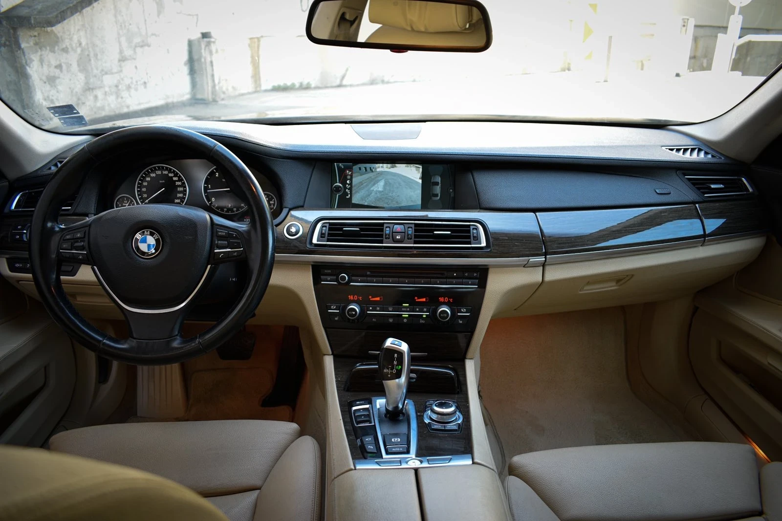 BMW 730 НАПЪЛНО ОБСЛУЖЕНА/СМЕНЕНИ ВЕРИГИ - изображение 10
