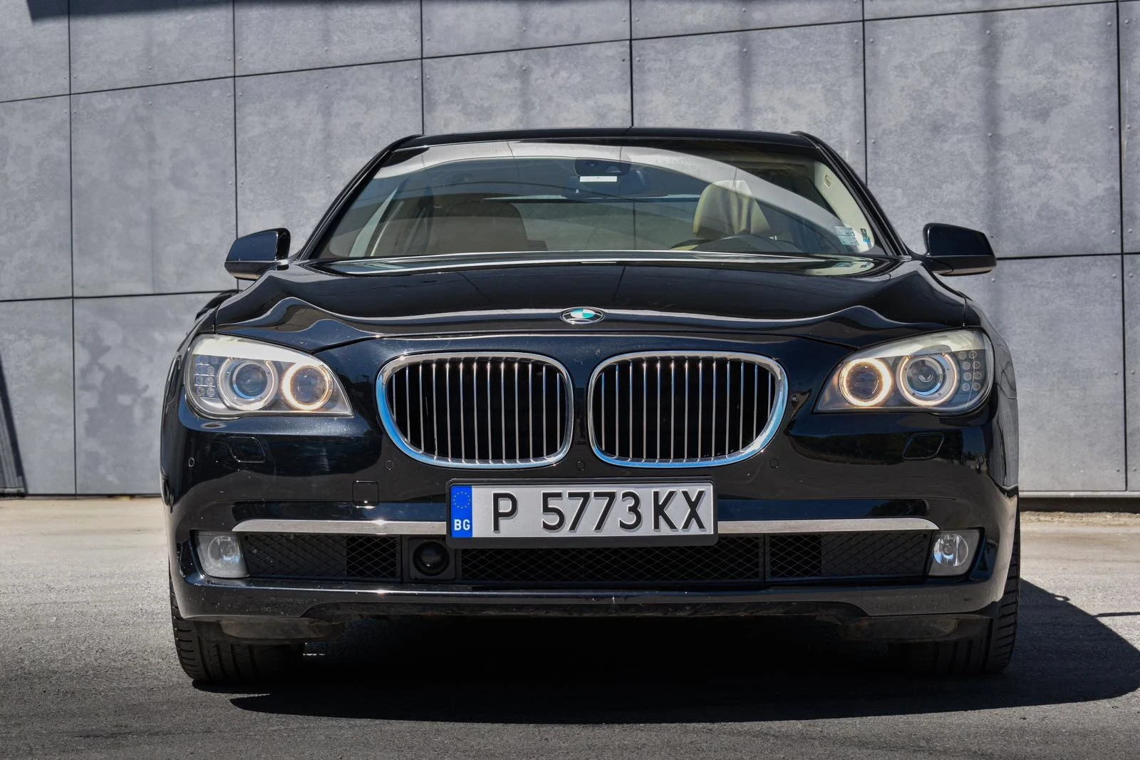 BMW 730 НАПЪЛНО ОБСЛУЖЕНА/СМЕНЕНИ ВЕРИГИ - изображение 3