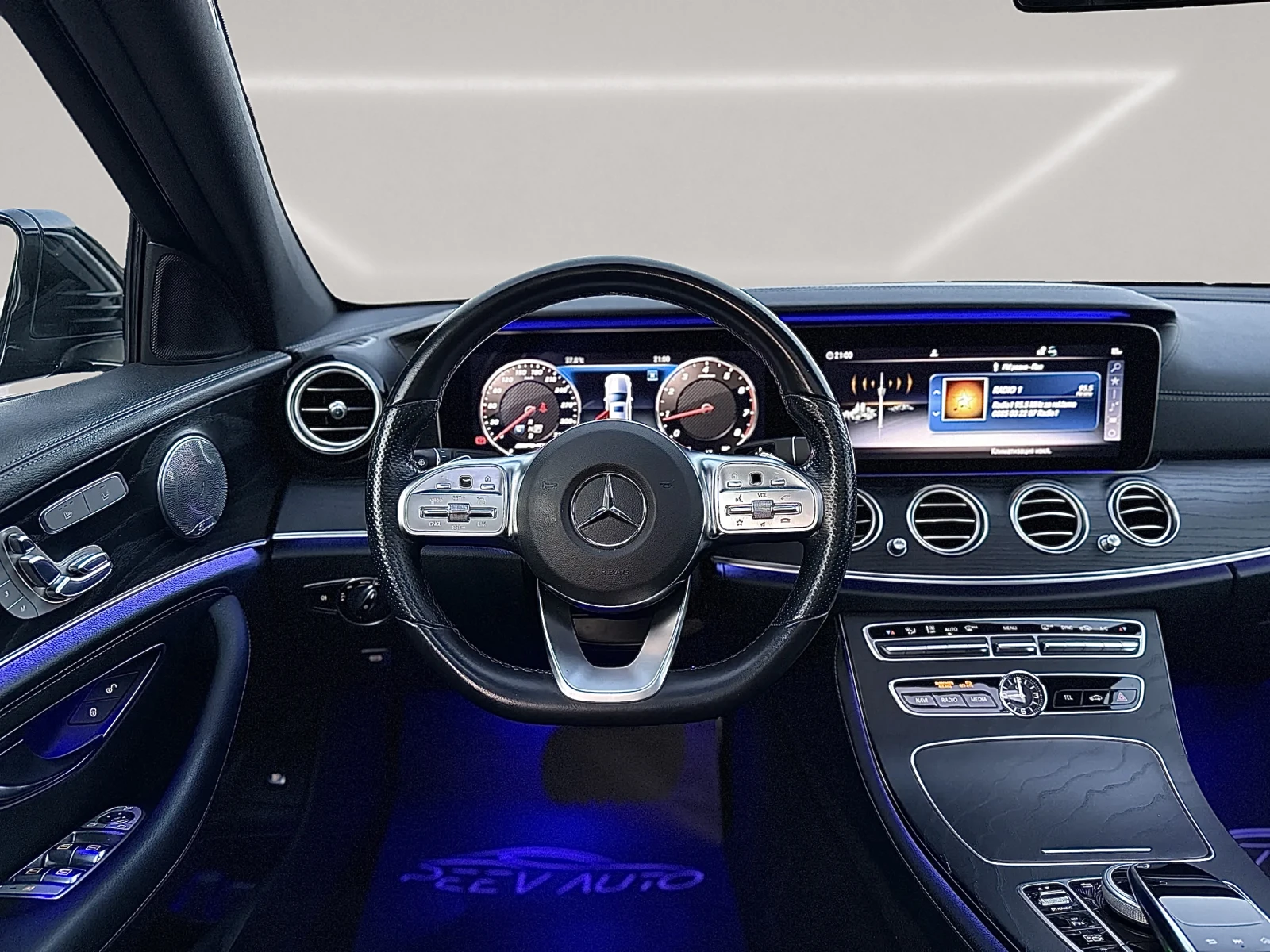 Mercedes-Benz E 220  - изображение 10
