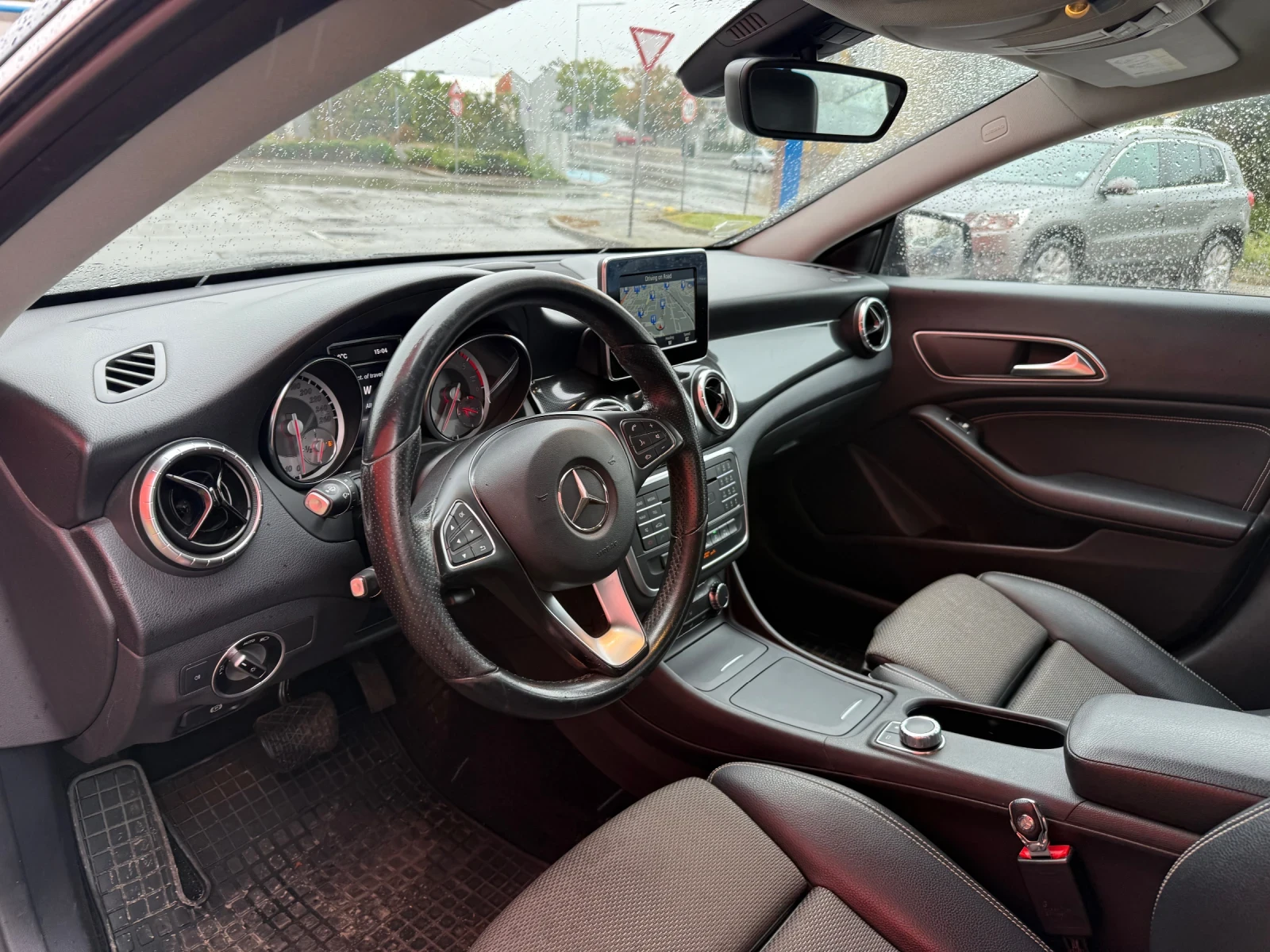 Mercedes-Benz CLA 220 2.2CDI* 7G* Автоматик* Кожен* Салон | Mobile.bg — изображение 12
