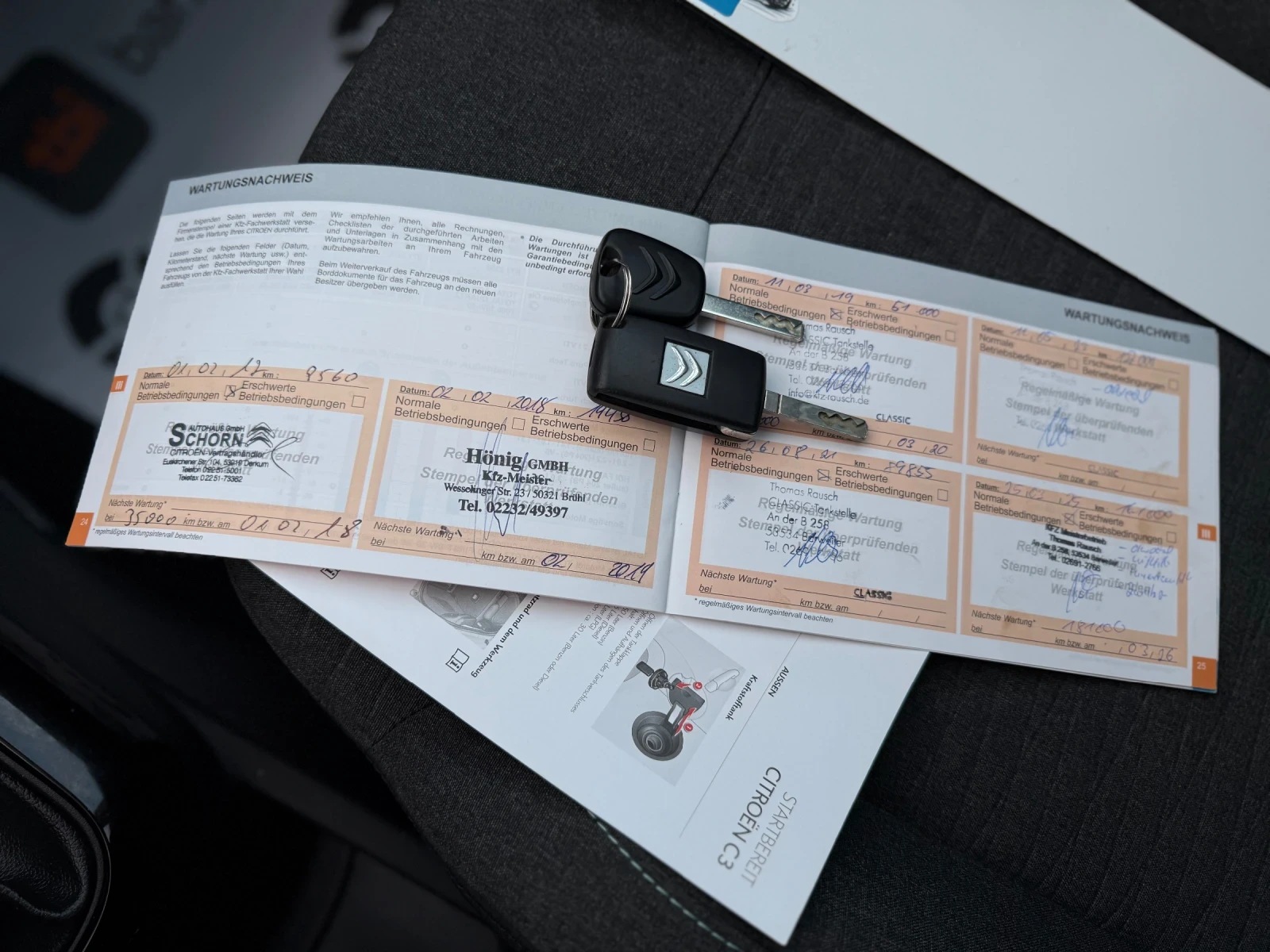 Citroen C3 1.2i * Navi* Panorama* LED*  | Mobile.bg   13