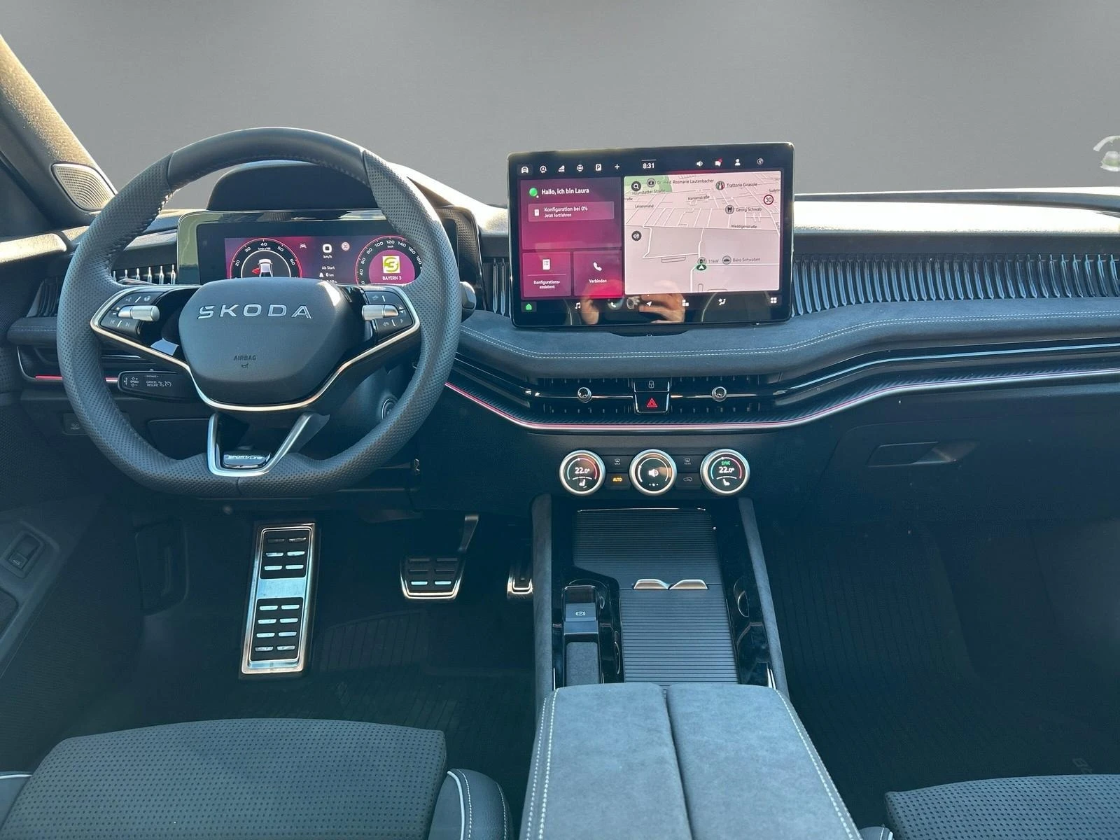 Skoda Superb 2.0TSI* SPORT-LINE* DISTR* HEAD-UP* MEMORY* CANTON - изображение 10