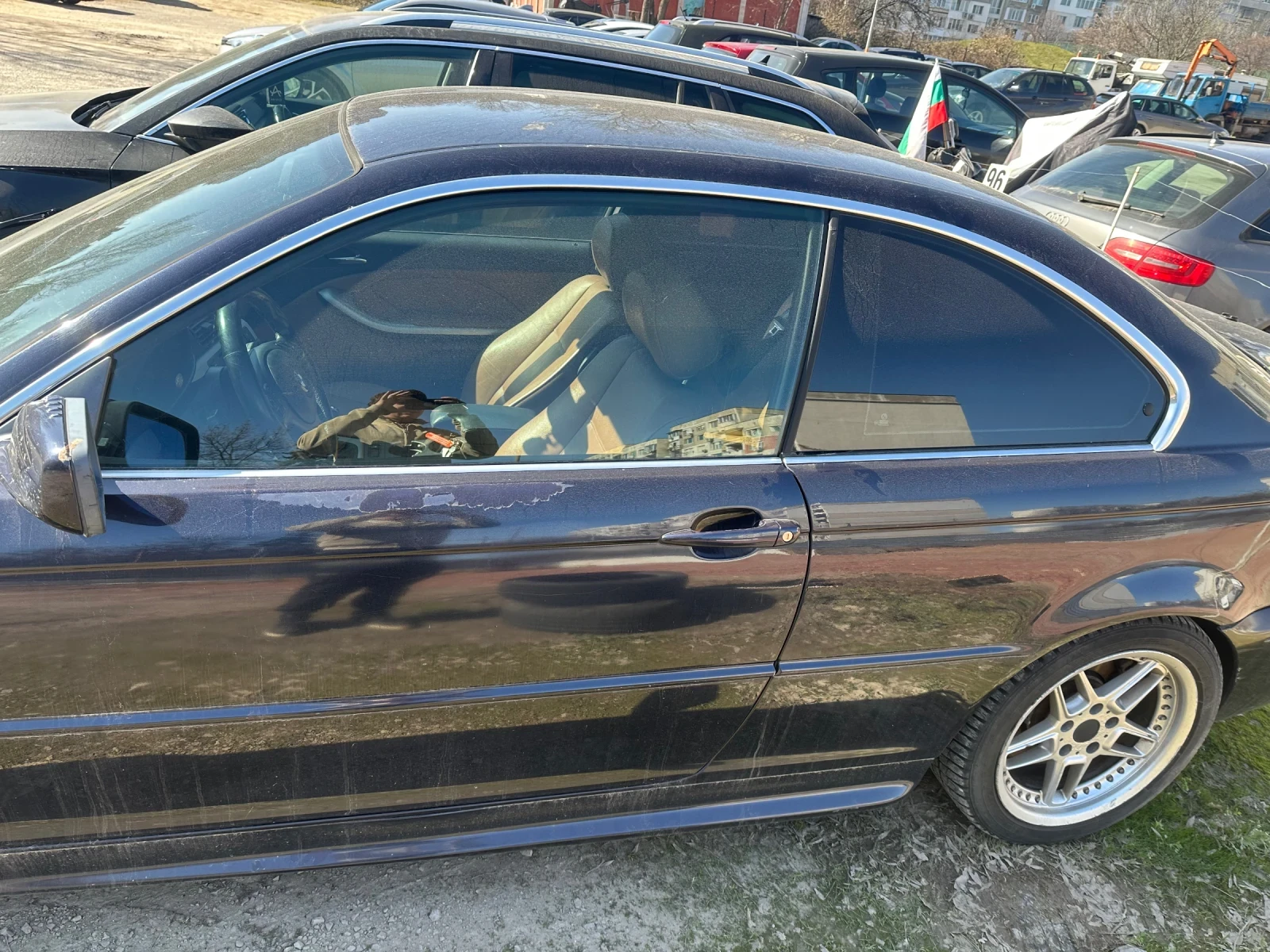 BMW 330 Benzin/Gaz, снимка 3 - Автомобили и джипове - 53838874