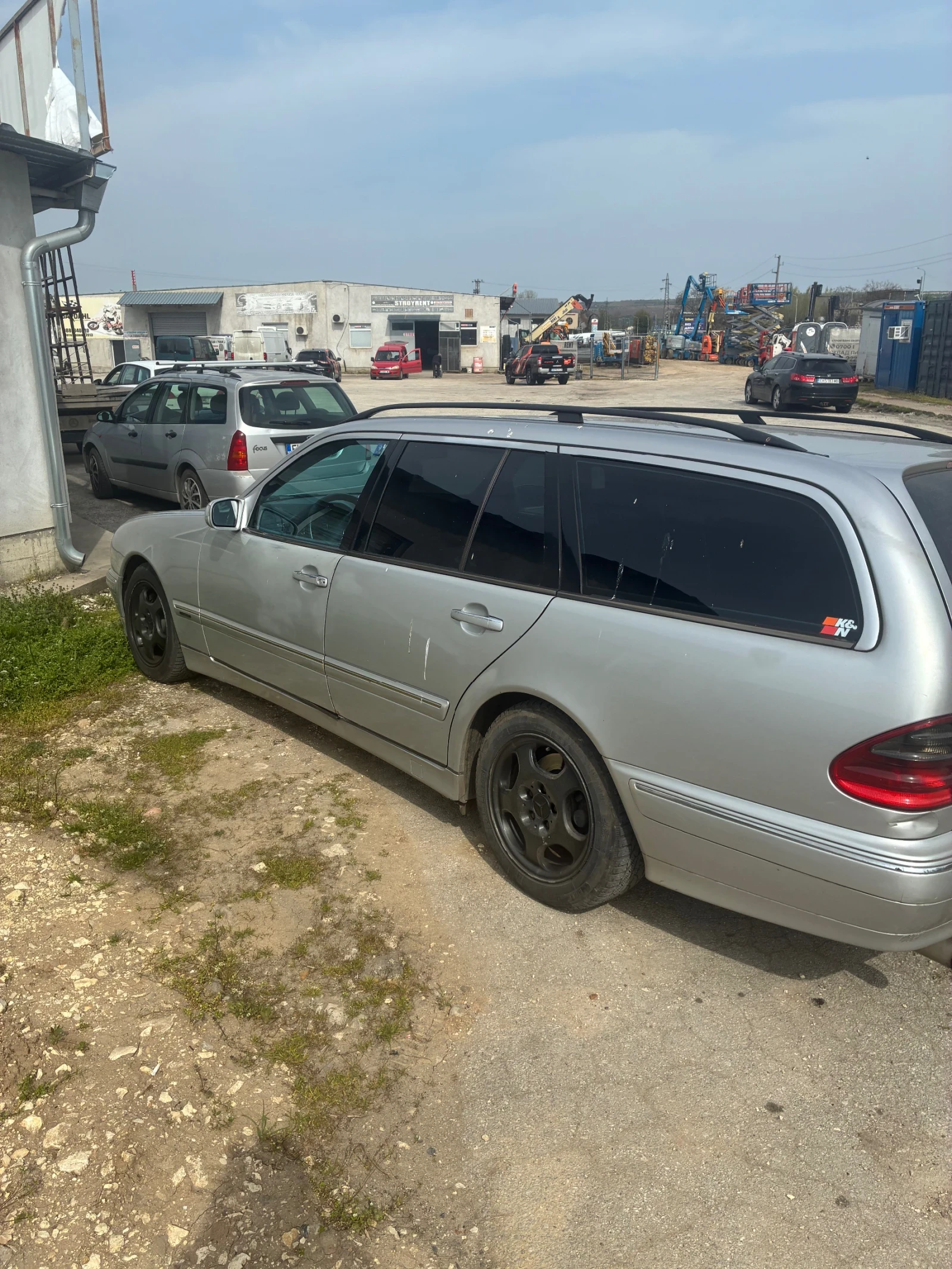 Mercedes-Benz E 270 W210, снимка 7 - Автомобили и джипове - 54243900