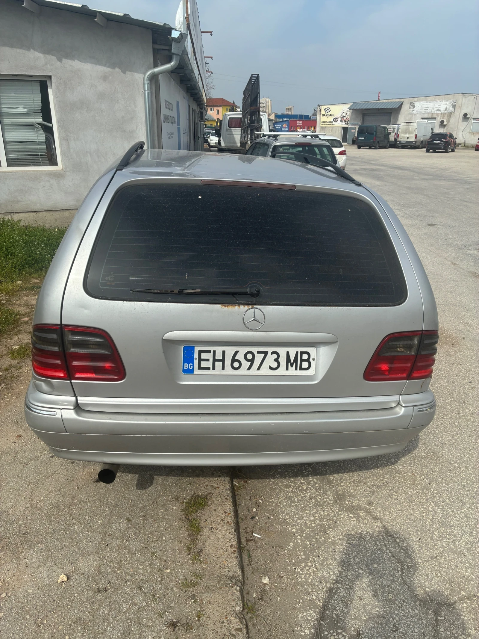 Mercedes-Benz E 270 W210, снимка 6 - Автомобили и джипове - 54243900