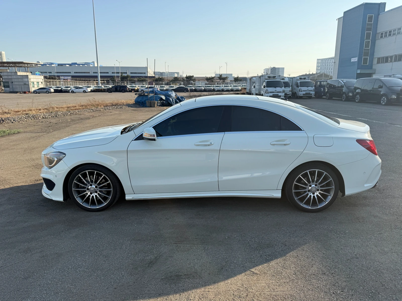 Mercedes-Benz CLA 250 4MATIC-AMGLine, снимка 7 - Автомобили и джипове - 54250237