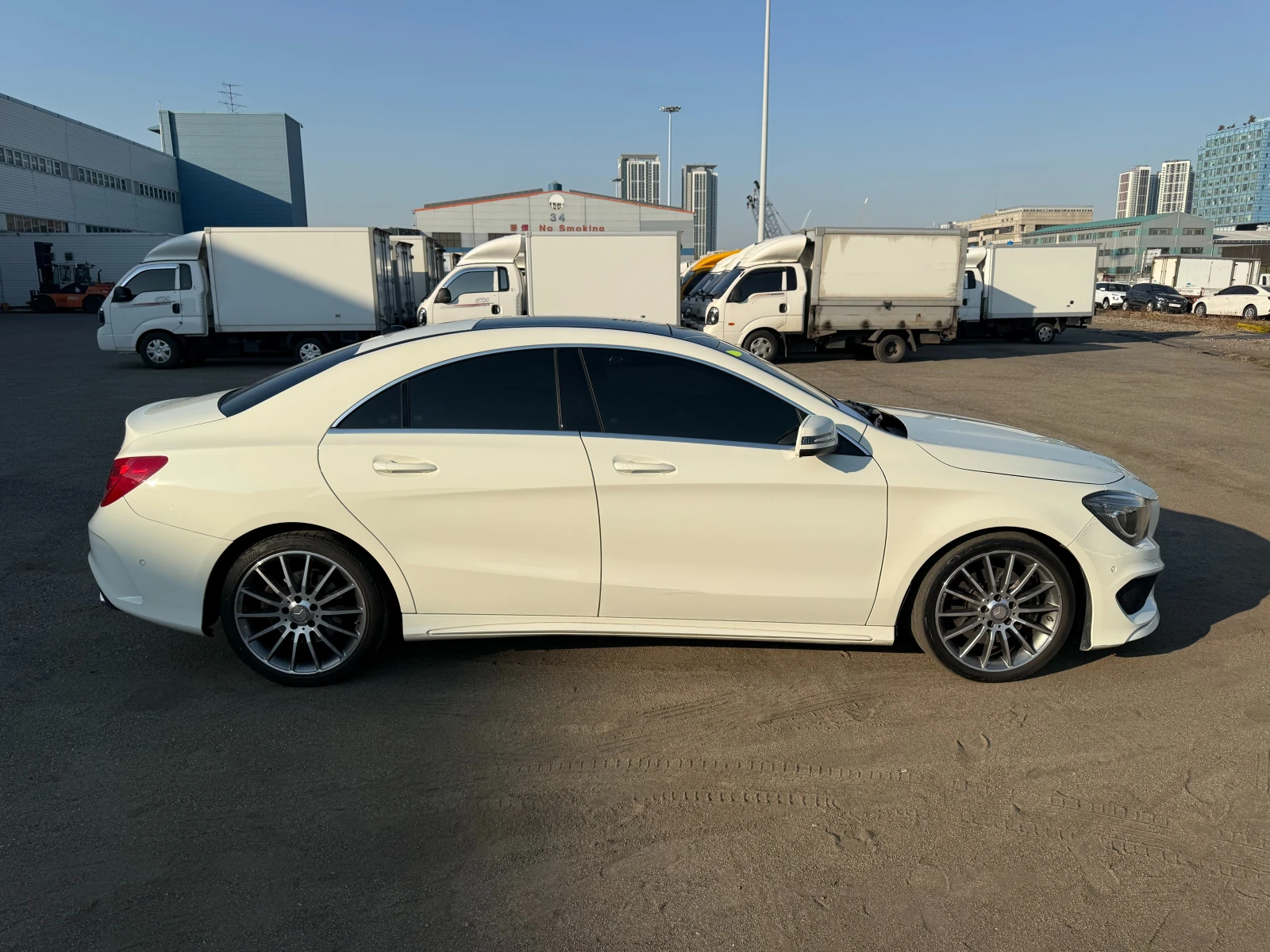 Mercedes-Benz CLA 250 4MATIC-AMGLine, снимка 8 - Автомобили и джипове - 54250237