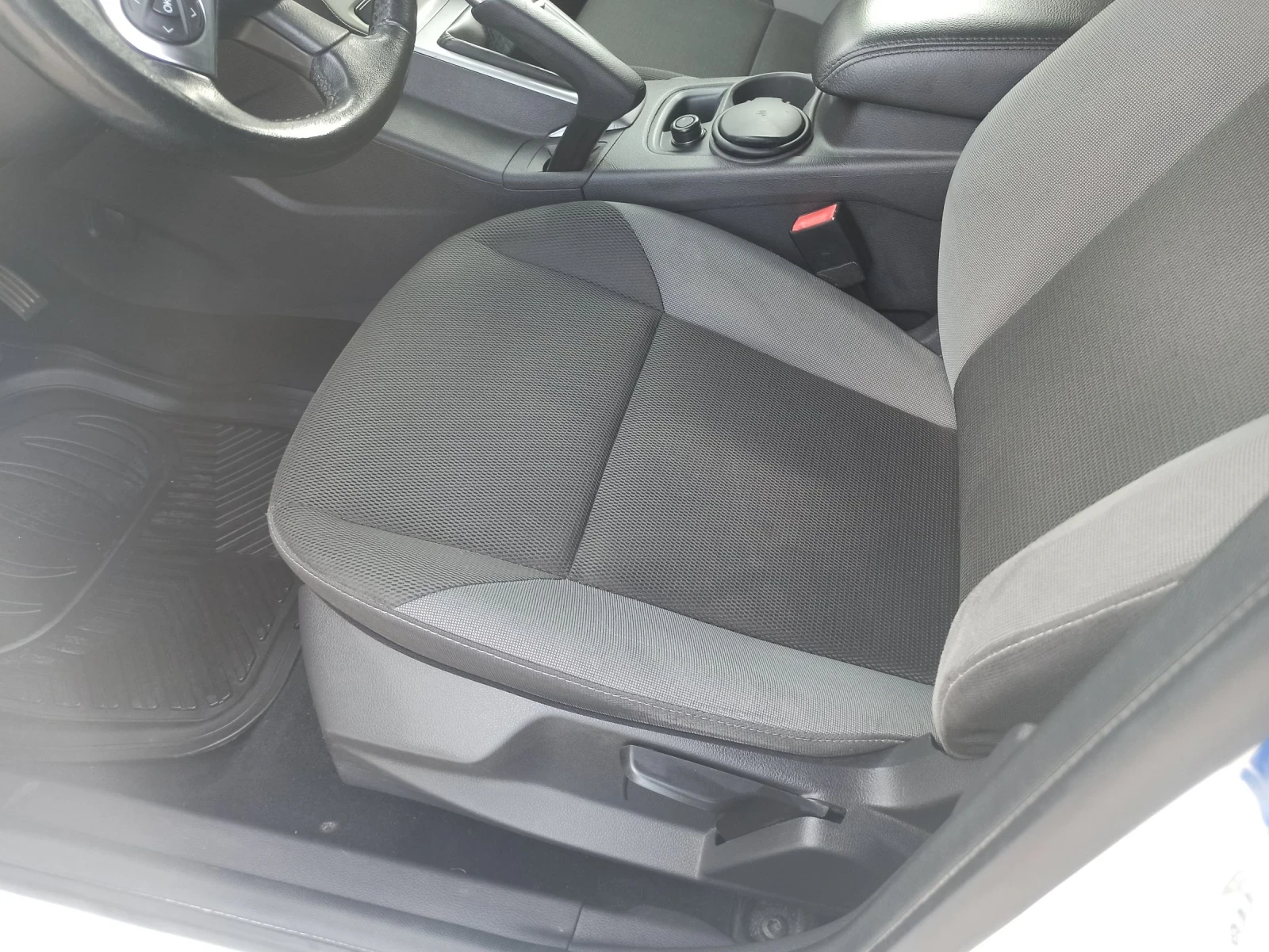 Ford Focus 1.0, снимка 10 - Автомобили и джипове - 54268812