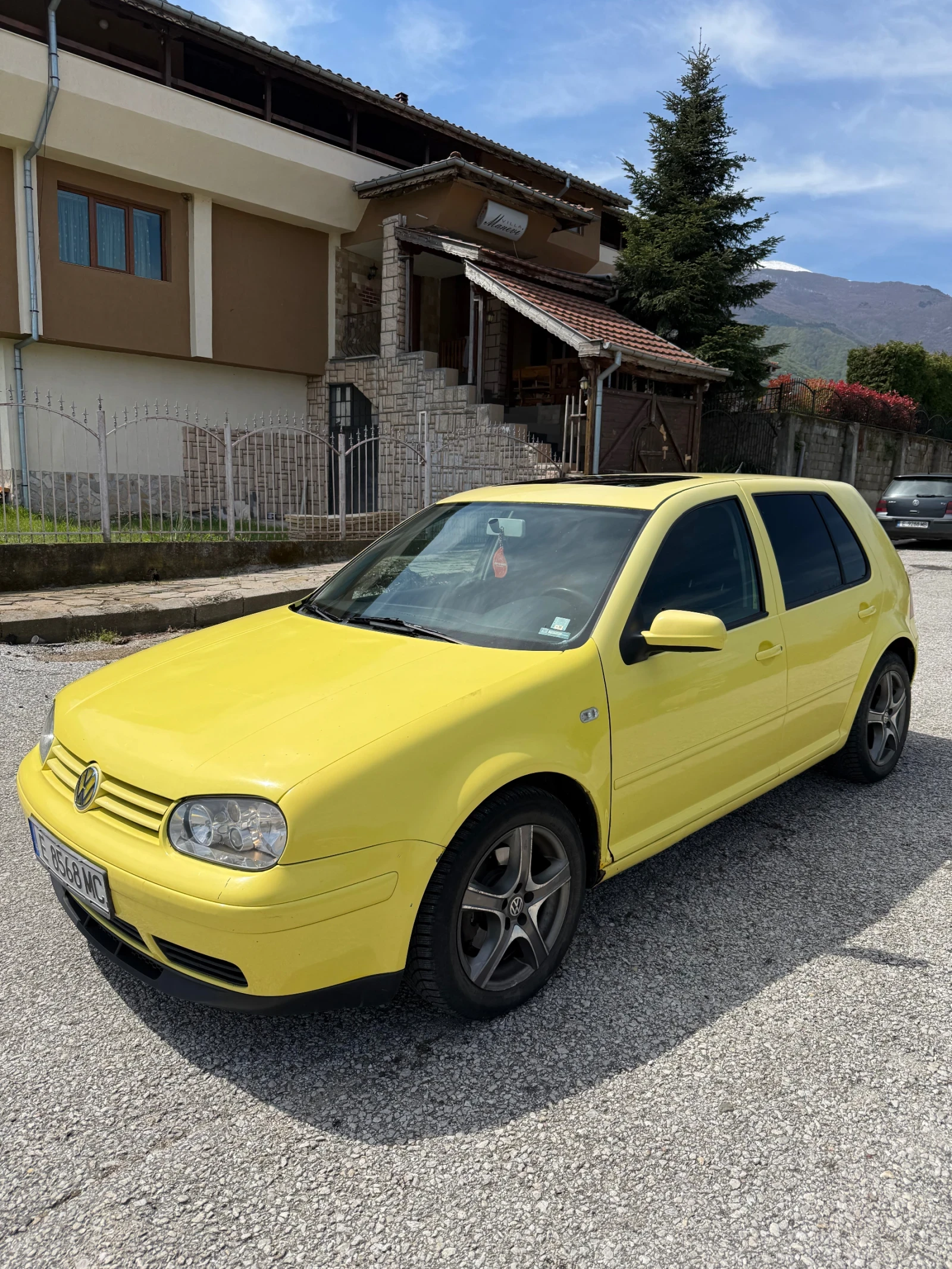 VW Golf 116кс, снимка 2 - Автомобили и джипове - 54306239