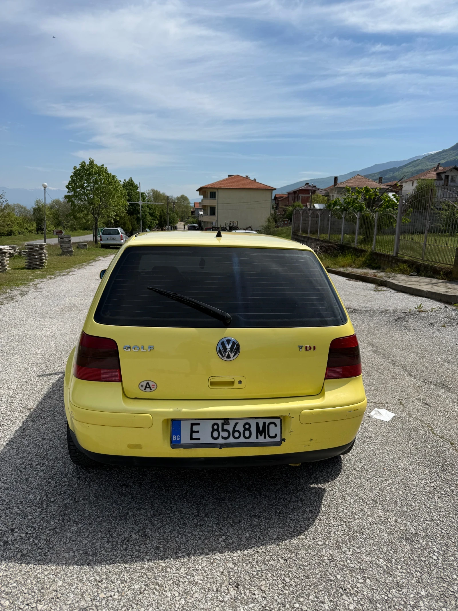VW Golf 116кс, снимка 5 - Автомобили и джипове - 54306239