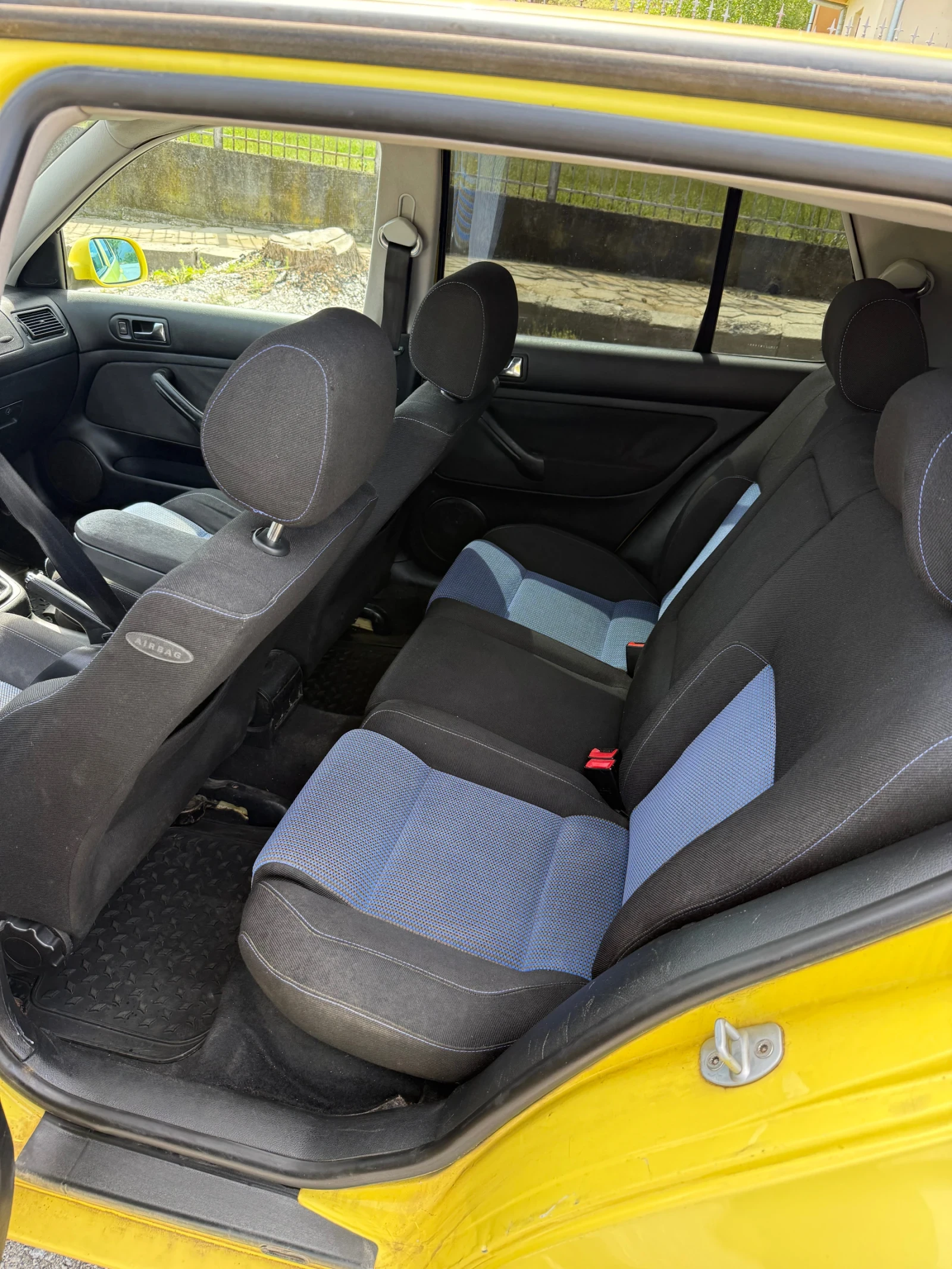 VW Golf 116кс, снимка 9 - Автомобили и джипове - 54306239