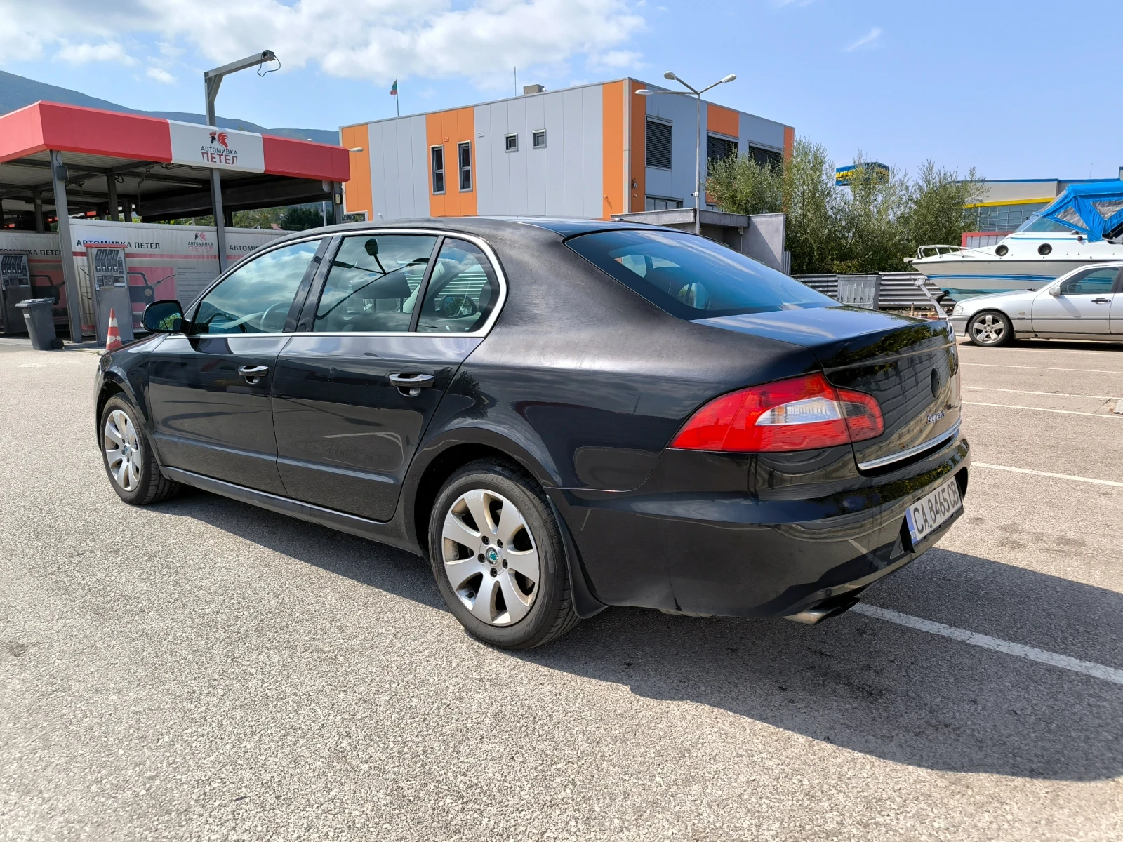 Skoda Superb, снимка 3 - Автомобили и джипове - 54467139