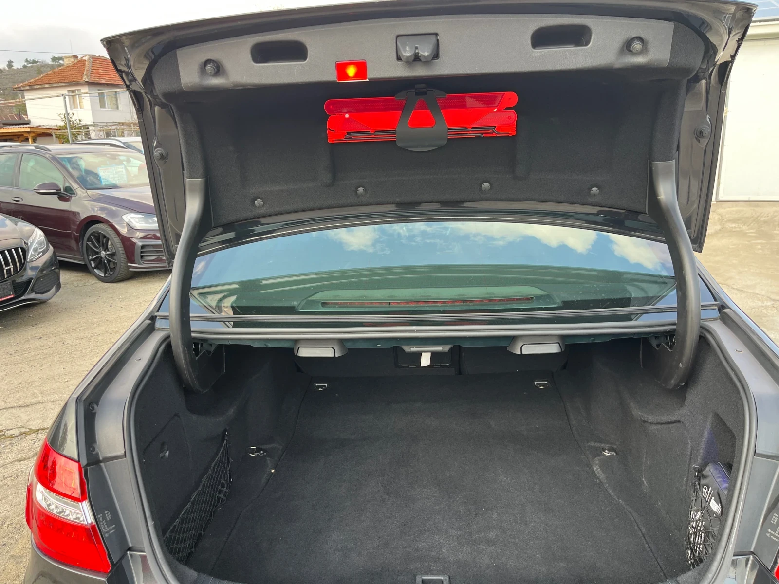 Mercedes-Benz E 500 5.5i AMG Панорама, снимка 17 - Автомобили и джипове - 54478734