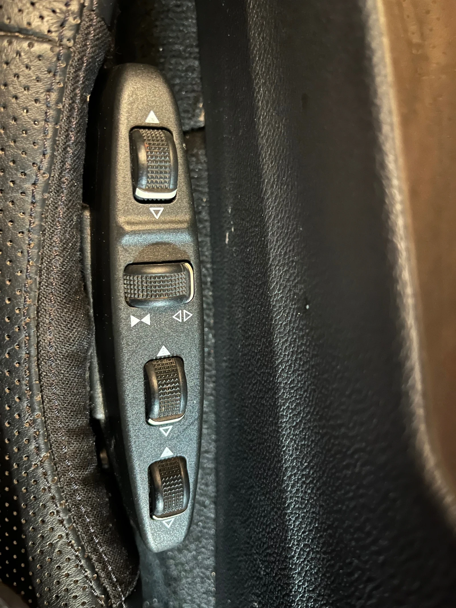 Mercedes-Benz E 500 5.5i AMG Панорама, снимка 13 - Автомобили и джипове - 54478734