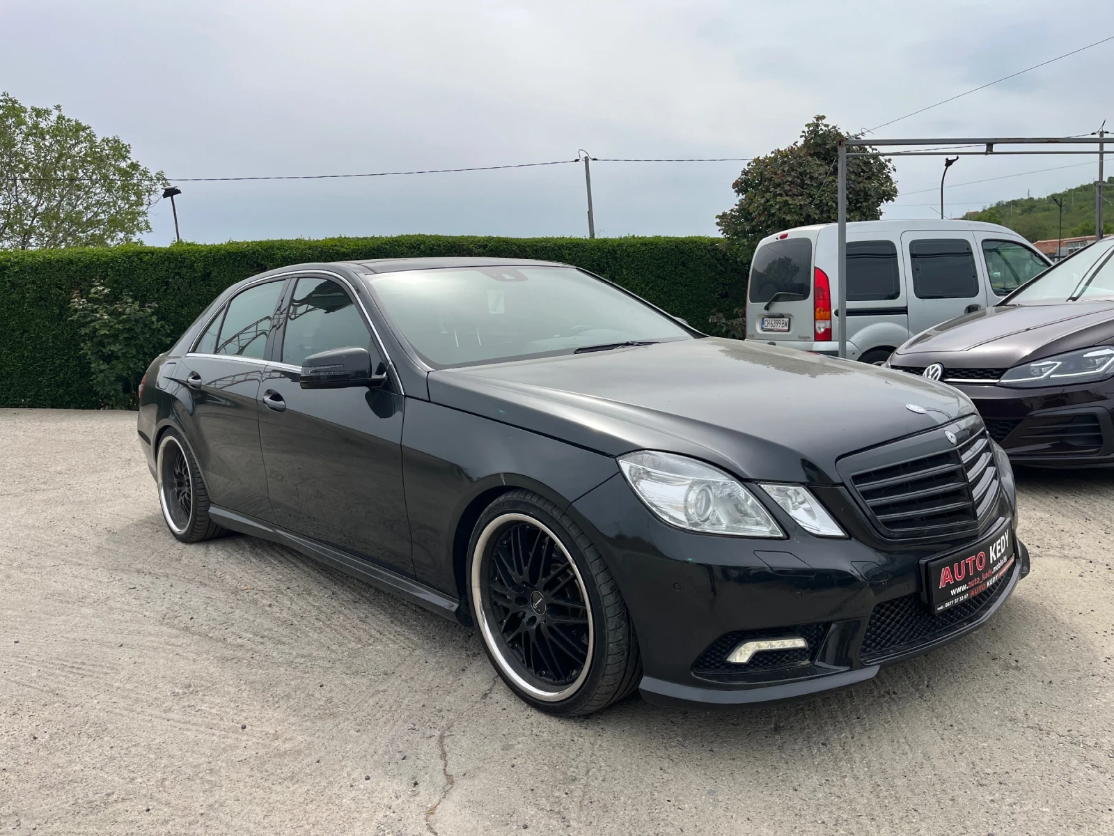 Mercedes-Benz E 500 5.5i AMG Панорама, снимка 3 - Автомобили и джипове - 54478734