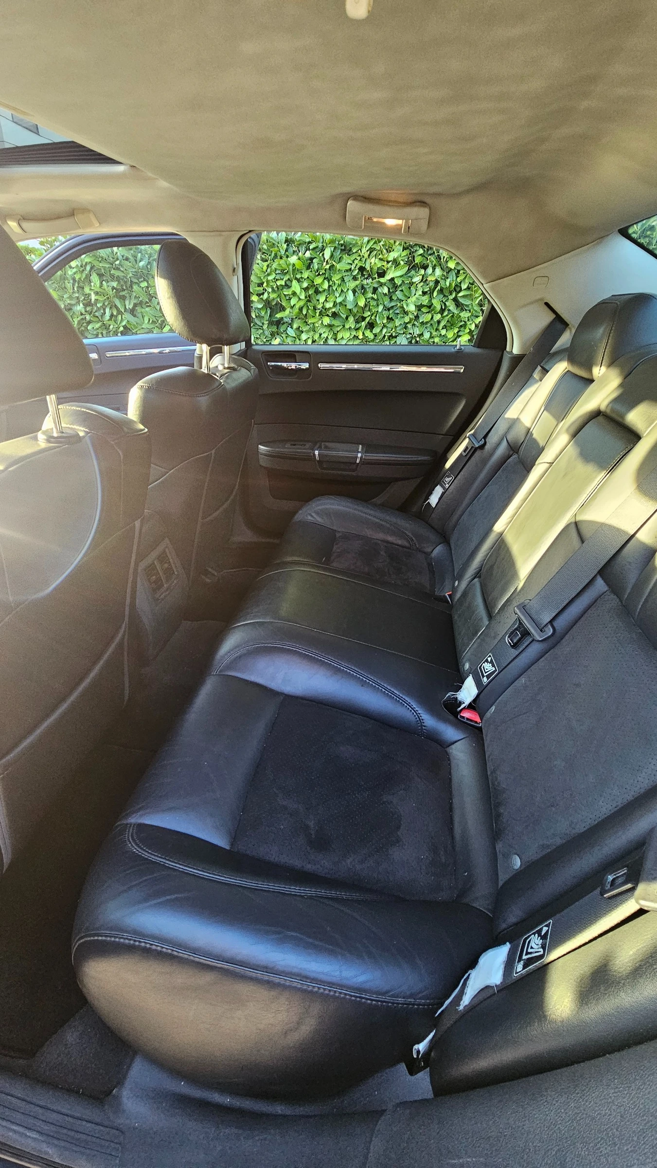 Chrysler 300c SRT, снимка 6 - Автомобили и джипове - 54573763