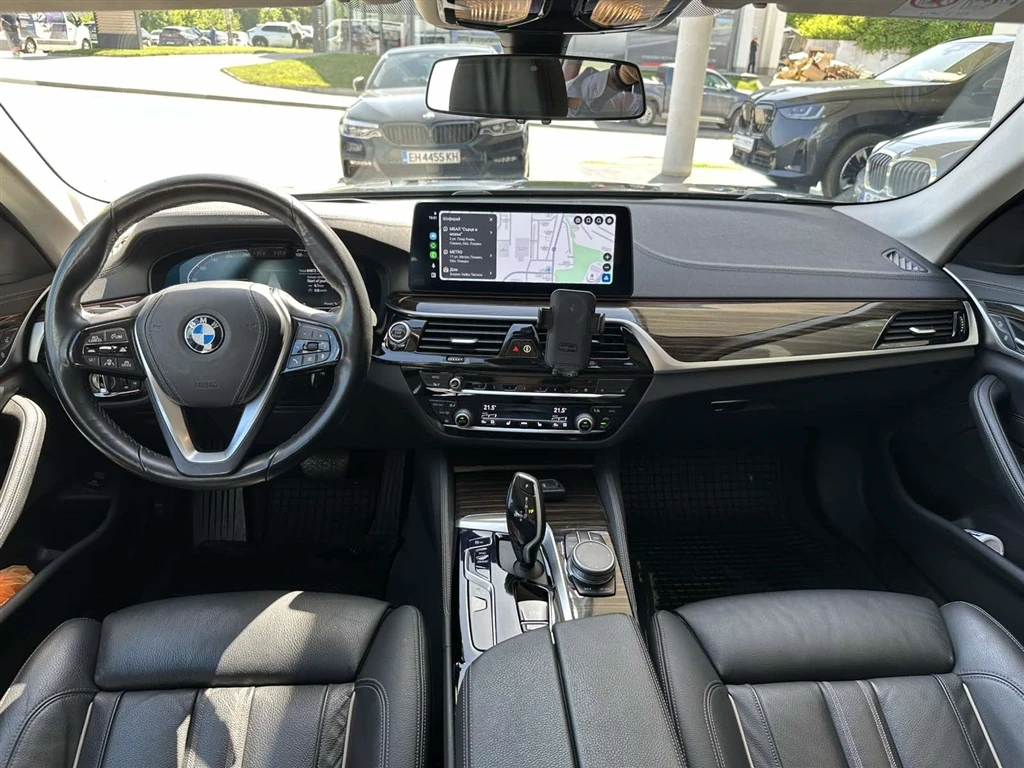 BMW 530 xDrive, снимка 7 - Автомобили и джипове - 54702839