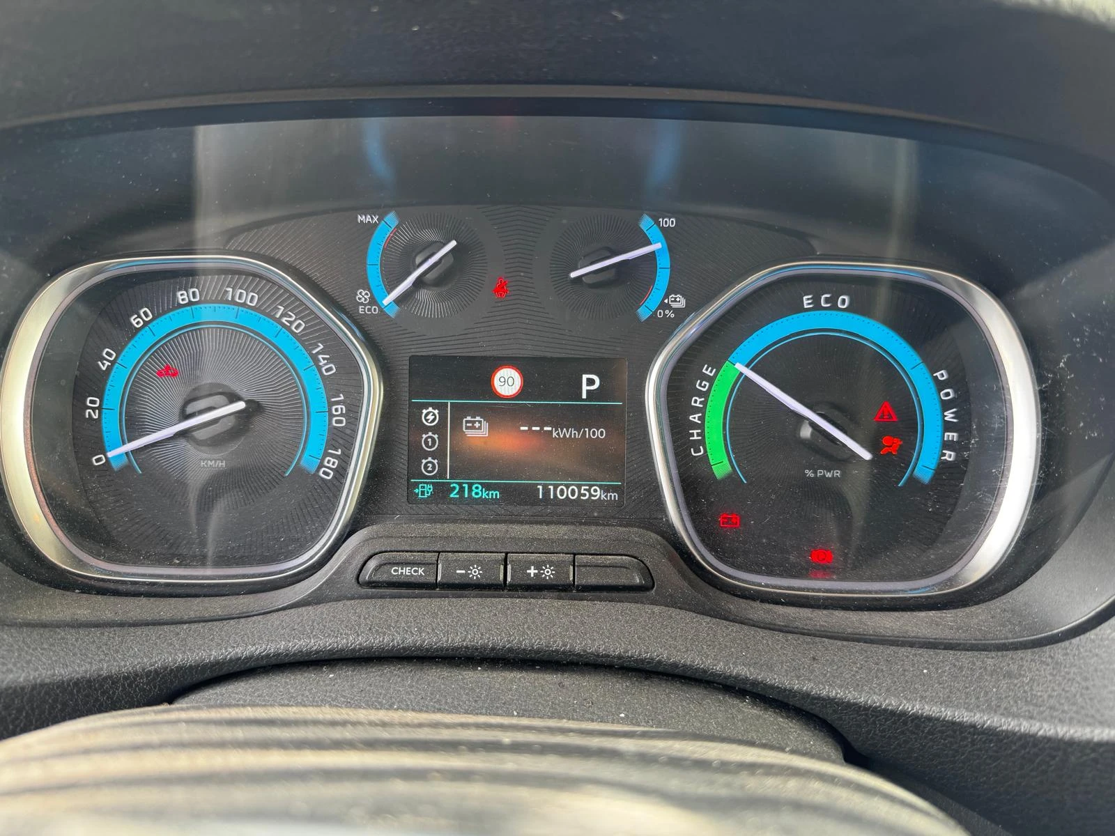 Citroen Jumpy ELETRIK 74, снимка 6 - Автомобили и джипове - 54928159