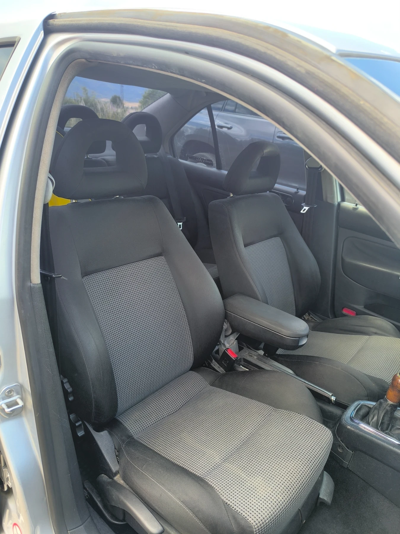VW Bora, снимка 7 - Автомобили и джипове - 55212965