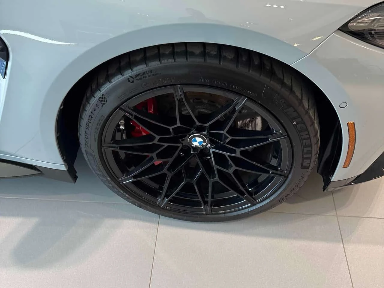 BMW M4 Competition M xDrive * CARFAX * БЕЗ ПЪРВОНАЧАЛНА, снимка 6 - Автомобили и джипове - 55304418