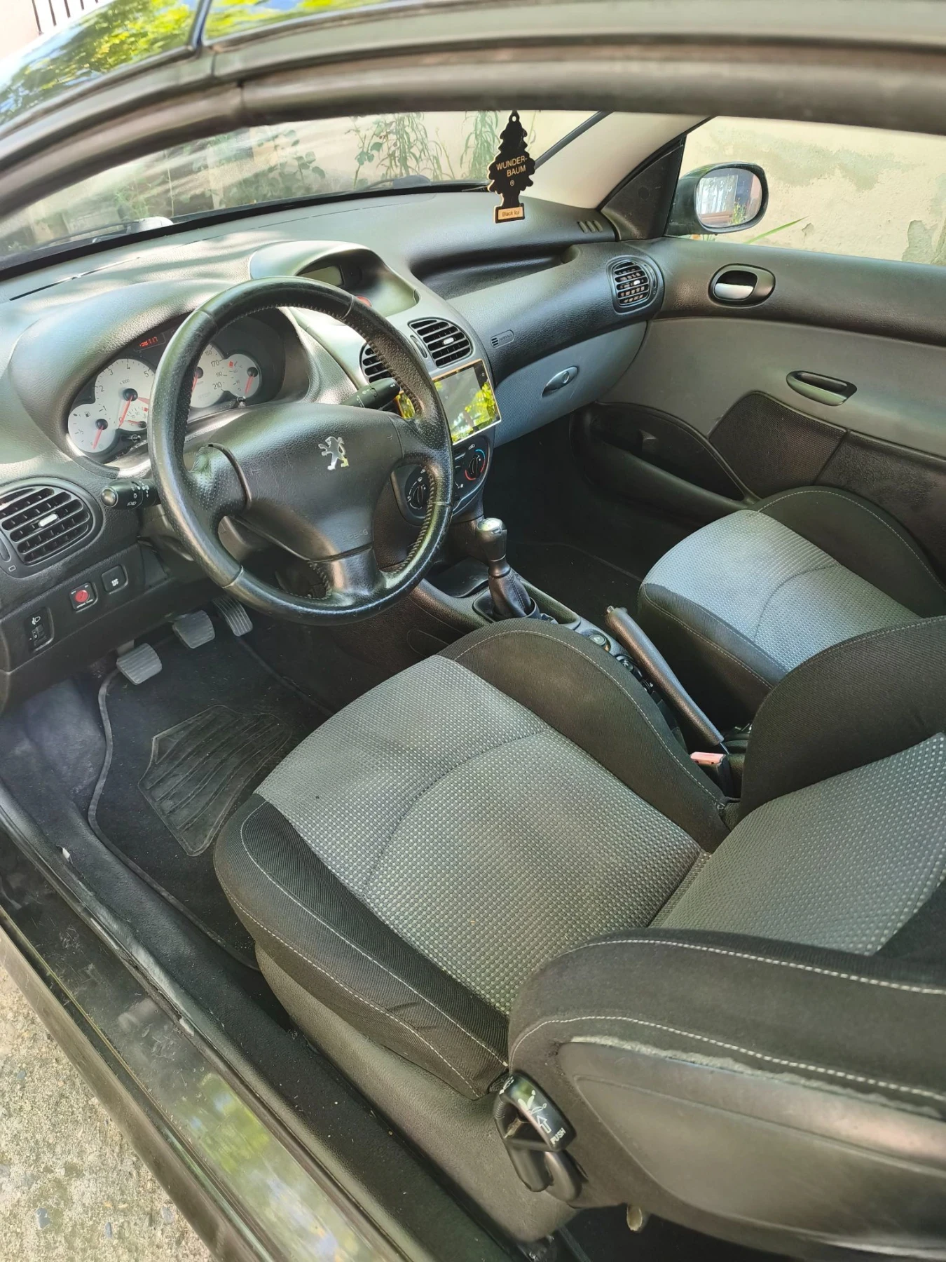 Peugeot 206 206 CC, снимка 17 - Автомобили и джипове - 55647074