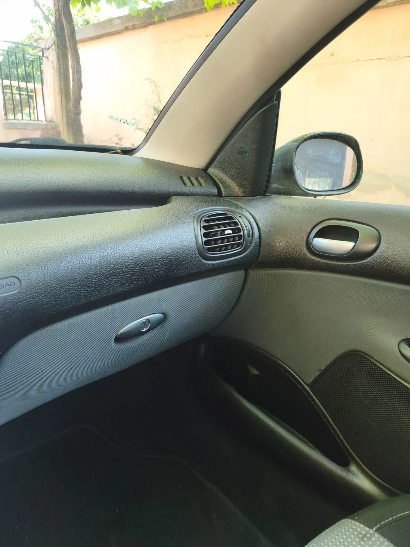 Peugeot 206 206 CC, снимка 6 - Автомобили и джипове - 55647074