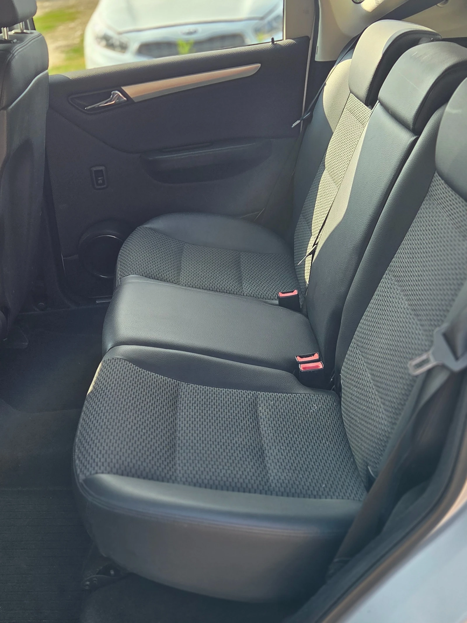 Mercedes-Benz A 160 CDI АВТОМАТИК , снимка 5 - Автомобили и джипове - 55660709