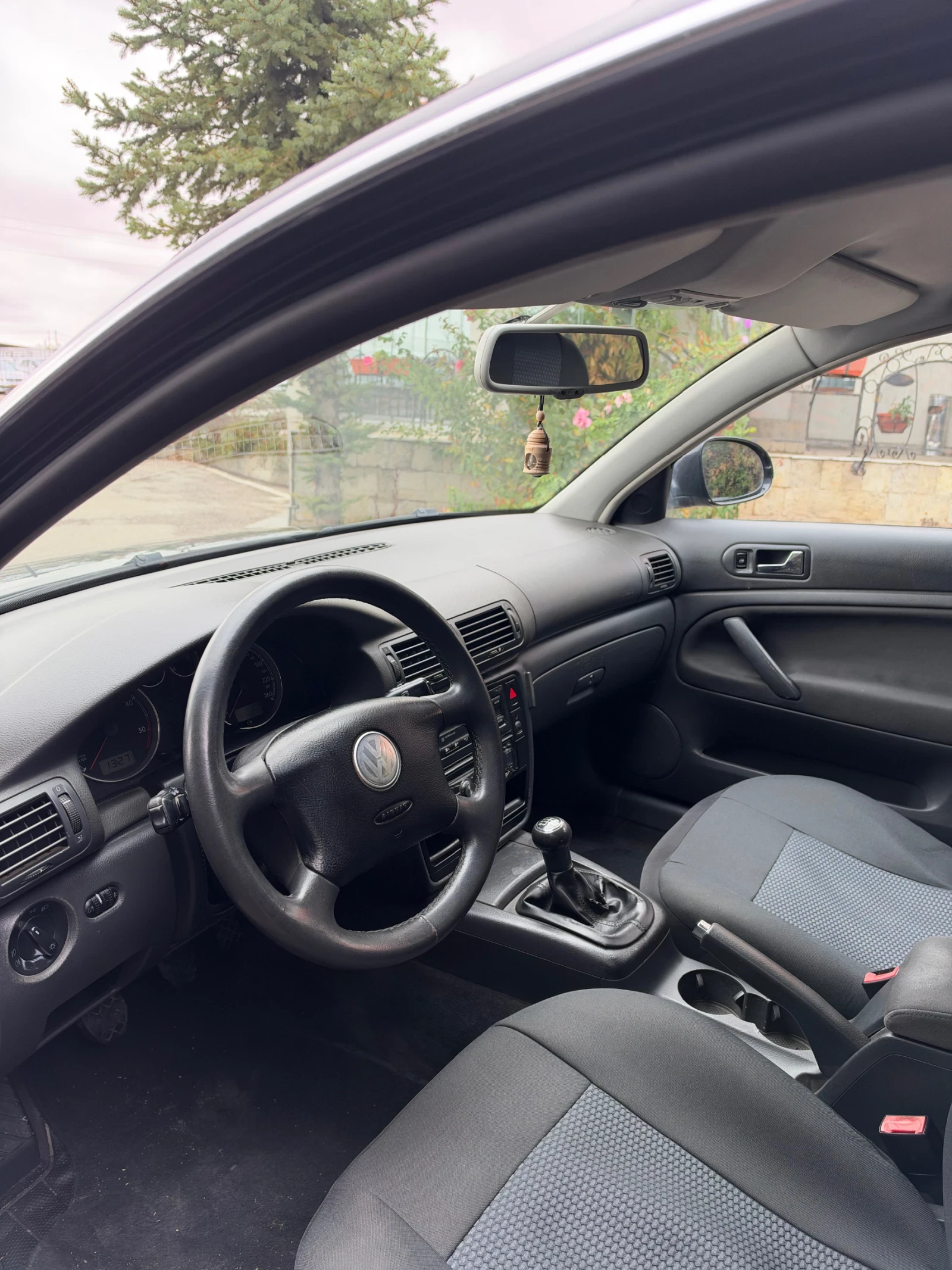 VW Passat 5, снимка 4 - Автомобили и джипове - 56461097