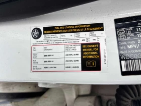Mercedes-Benz GLC 300 4MATIC * ДИСТРОНИК* ПОДГРЕВИ* ПАНОРАМА* КАМЕРА* , снимка 17